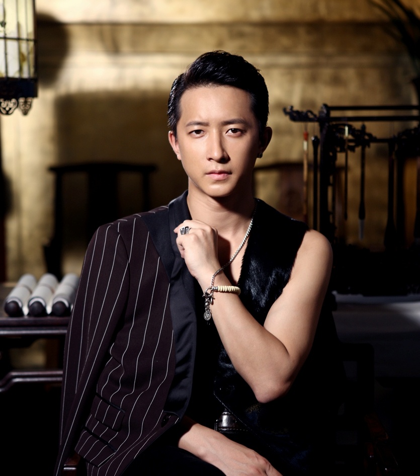 Trường hợp của Kris khá tương tự với Han Geng. Năm 2009, idol người Trung Quốc đã đâm đơn kiện SM vì hợp đồng thiếu công bằng, minh bạch. Hiện nay, Han Geng đang là ca sĩ. diễn viên nổi tiếng ở Trung Quốc. Ảnh: famous