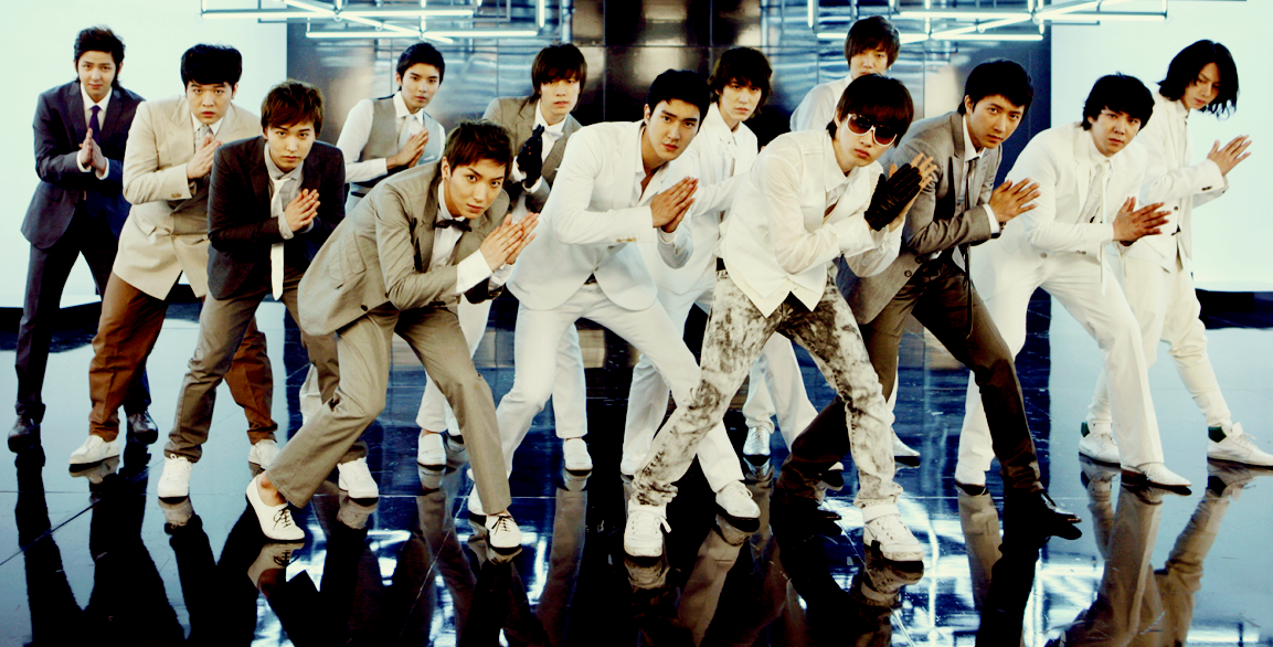 Super Junior thời còn đủ 13 thành viên đầu tiên. Ảnh: walltoday