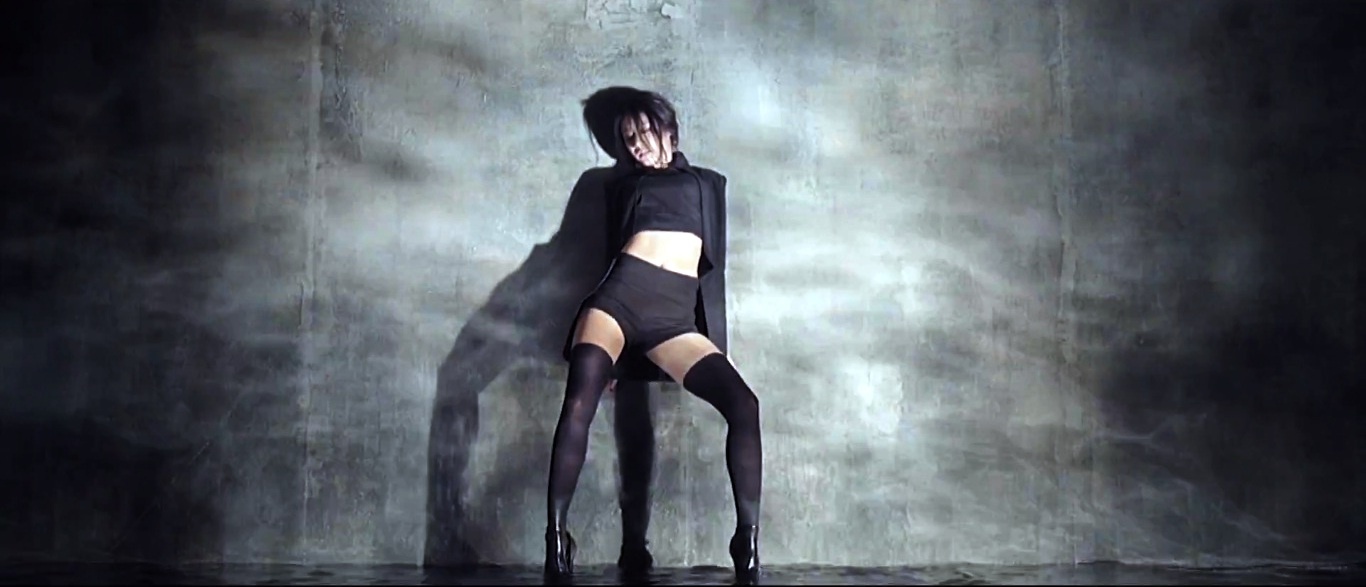 Em út của T-ara khoe vũ đạo quyến rũ.