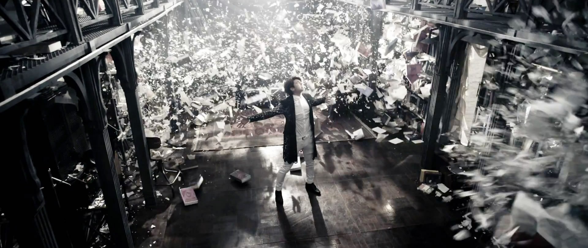 MV xen lẫn vũ đạo với câu chuyện tình kịch tính. Ảnh: blogspot