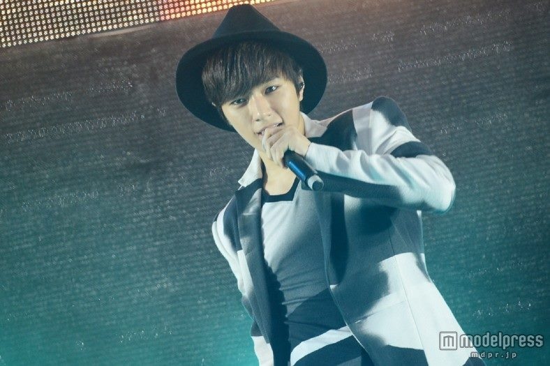 INFINITE trong showcase tại Nhật ngày 19/5. Ảnh: model press