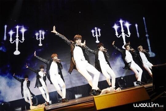 Showcase tại Đài Loan ngày 20/5. Ảnh: Woolim