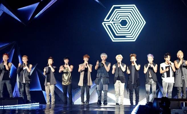 Fan Hong Kong bi thuong trong concert EXO hinh anh
