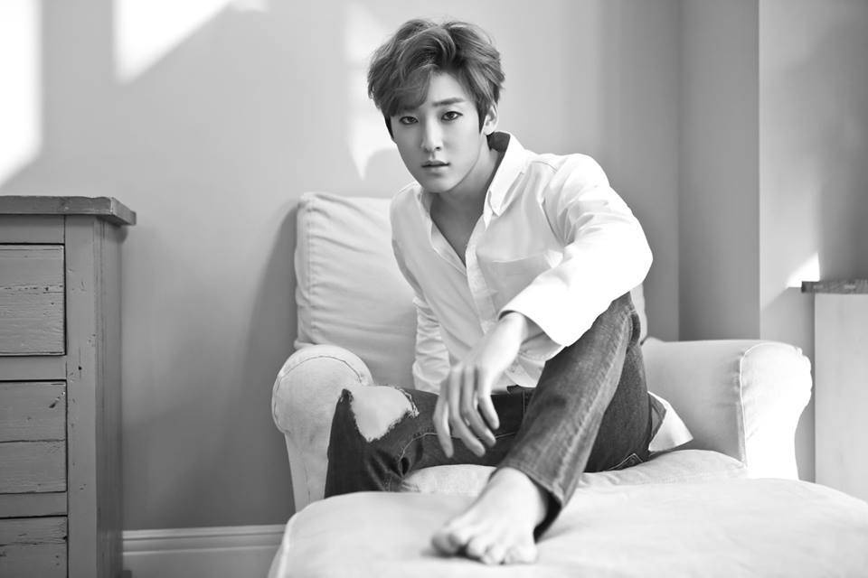 Kevin phản đối hình tượng sexy quá đà của nhóm. Ảnh: allkpop