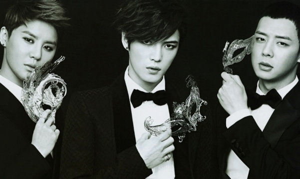 JYJ va ‘Su tro lai cua nha vua’ hinh anh