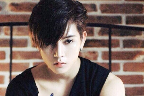 ‘My nam xinh nhu mong’ Ren (NU’EST) da chan lam con gai hinh anh