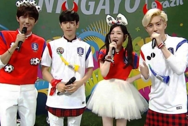 Fan cuong mang Baekhyun (EXO) la ke phan boi tren Inkigayo 22/6 (phut 1:04 - 1:06) hinh anh