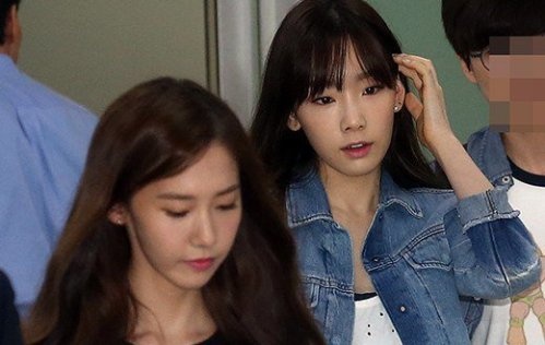 Taeyeon (SNSD) duoc che chan ky o san bay Han Quoc hinh anh