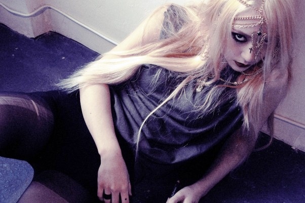 f(x) tai xuat voi tao hinh ma quai hinh anh