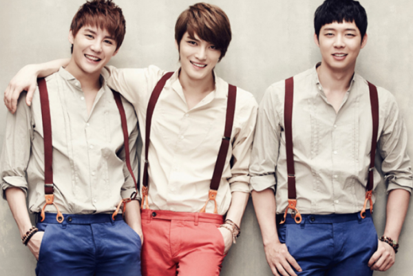JYJ lai bi doi xu bat cong hinh anh