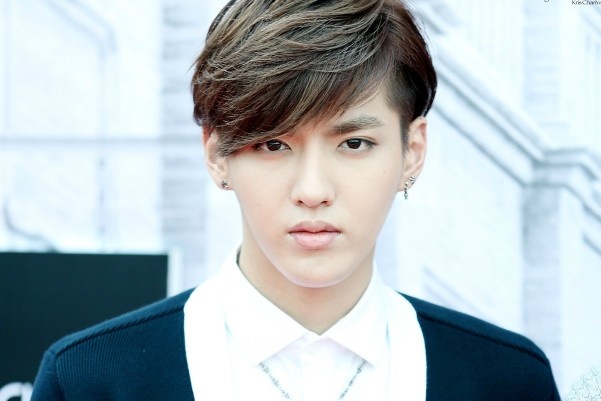 Kris (EXO) va cong ty hoa giai that bai hinh anh