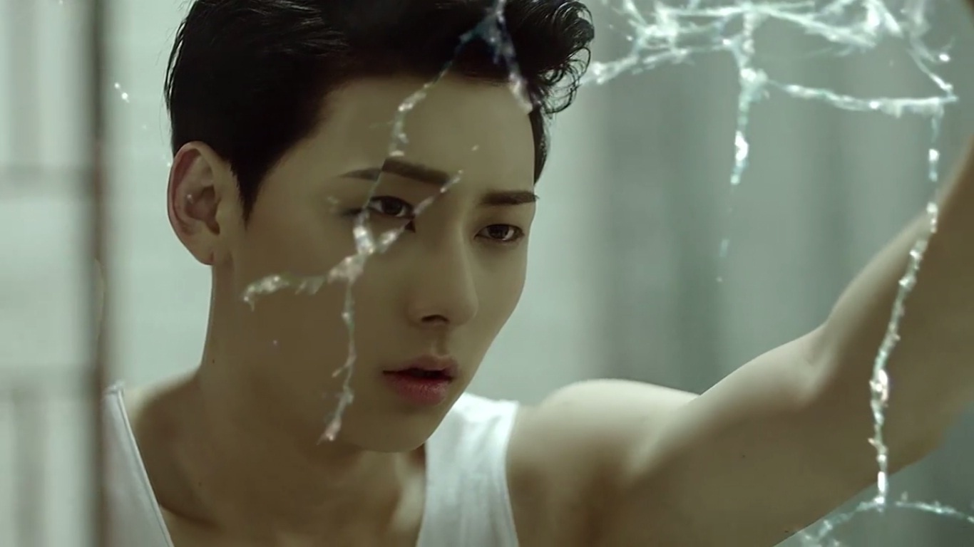 Các thành viên đều lột tả rất tốt cảm xúc bức bối và nuối tiếc của bài hát.