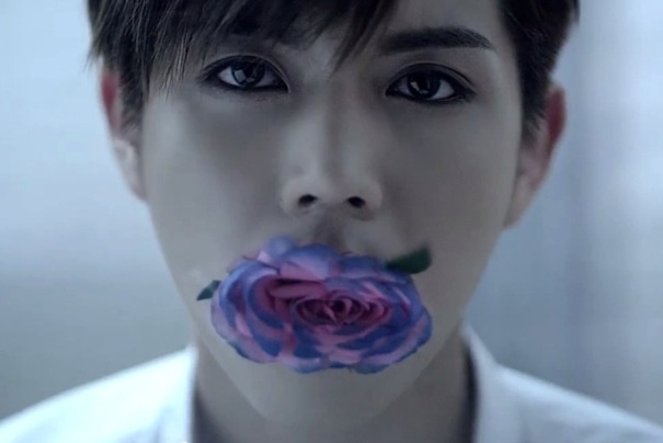 NU’EST hop hon fan nu qua MV dam chat nghe thuat hinh anh