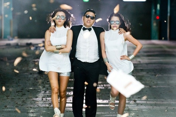 Psy tai hop voi dao dien ‘Gangnam Style’ hinh anh