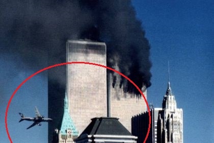 Bức ảnh ghi lại cảnh khủng bố 11/9 thật. Ảnh: wordpress