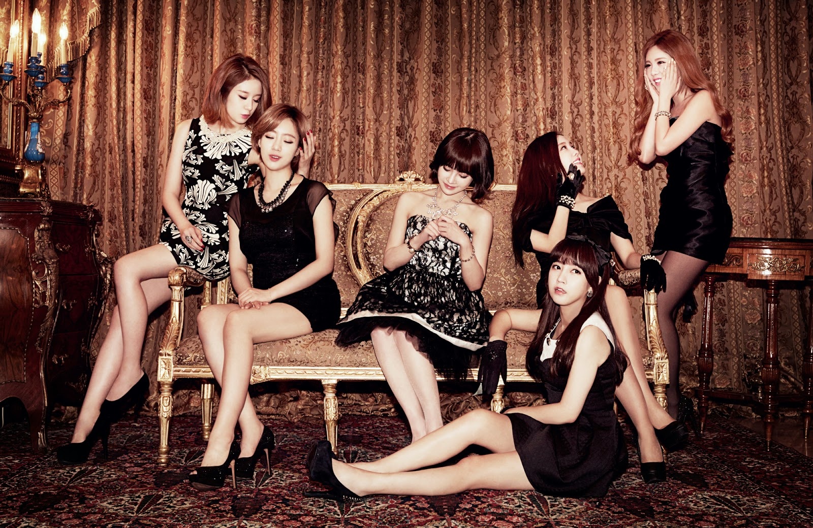 Tháng 9 cũng là thời điểm T-ara trở lại. Ảnh: CCM