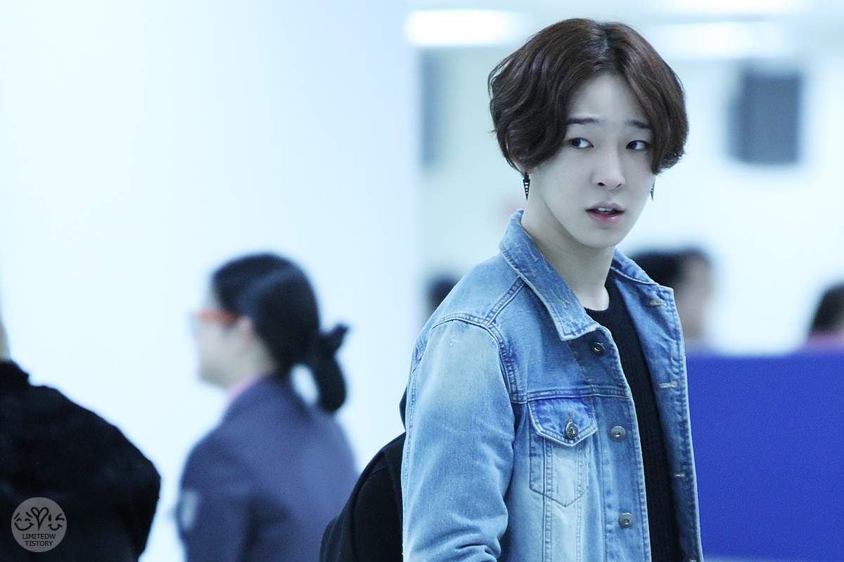 Nam Taehyun sinh năm 1994, là em út trong nhóm WINNER. Ảnh: