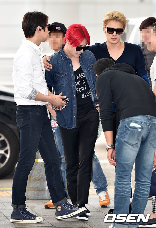 Sáng ngày 29/8, nhóm nhạc xứ kim chi JYJ đã xuất hiện tại sân bay Incheon, Hàn Quốc, để đáp chuyến bay sang Việt Nam. Theo dự kiến, trưa nay JYJ sẽ có mặt ở TP.HCM để chuẩn bị cho concert The Return of The King, diễn ra vào tối ngày 30/8, tại sân vận động Quân khu 7.