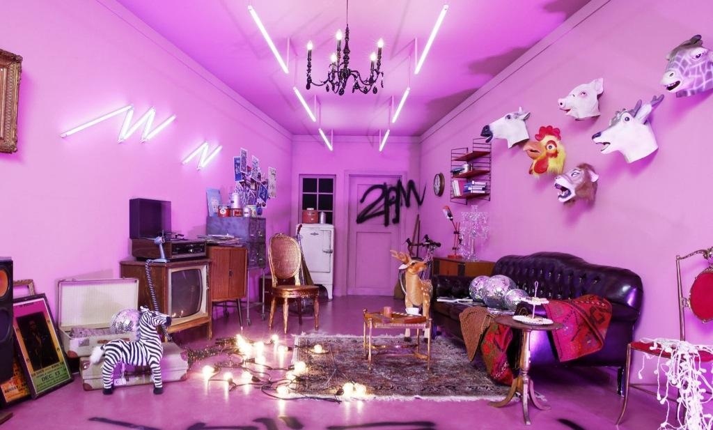 Hình ảnh được cho là bối ảnh của album mới đã lộ diện tháng trước.