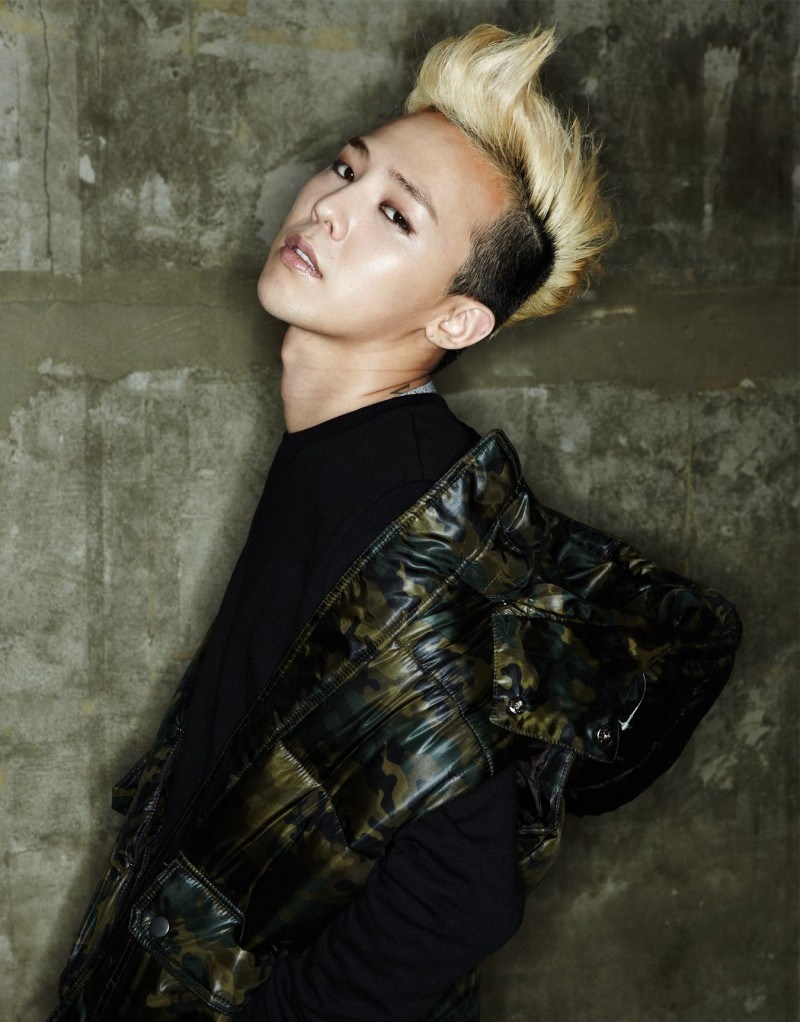 Rapper Hàn khó tránh khỏi bị so sánh với G-Dragon. Ảnh: YG