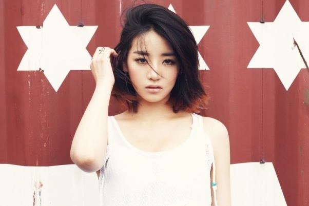 Hang loat sao Han tiec thuong nu ca si tre xau so hinh anh