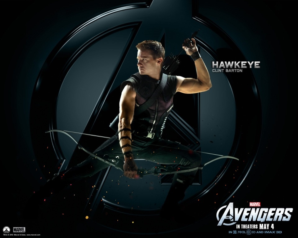Clint Barton/Hawkeye trong The Avengers (Jeremy Renner đóng) là một điệp viên của S.H.I.E.L.D và là người giỏi bắn cung.