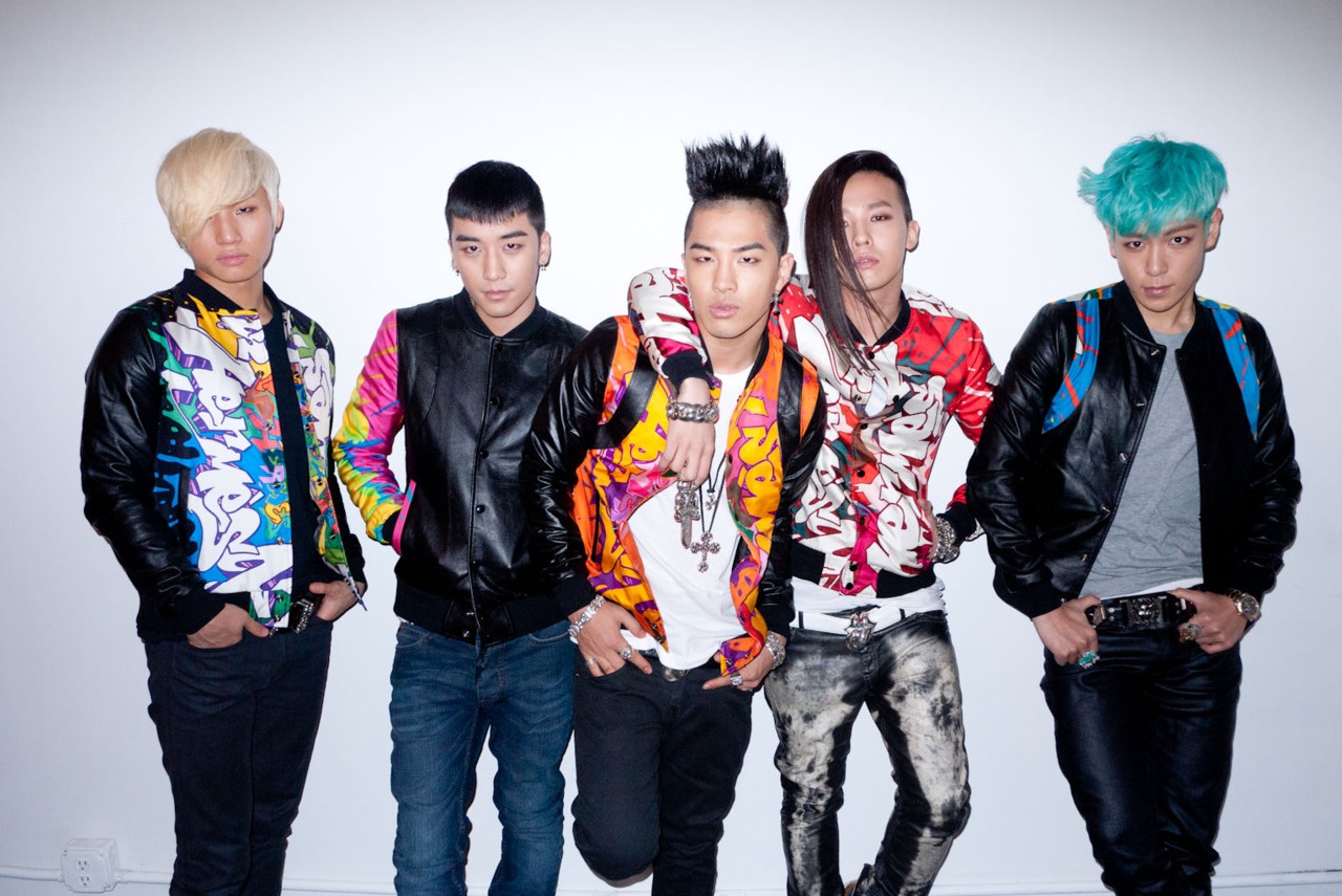 Đứng đầu bảng là Big Bang, với 8.600.382 fan trên Facebook.