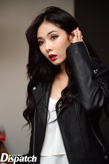 HyunA sẽ đón lễ Chuseok ở Mỹ. Cô đang ở đó tham dự New York Fashion Week.