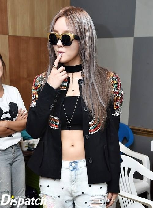 Tạo hình lạ mắt của Hyomin.