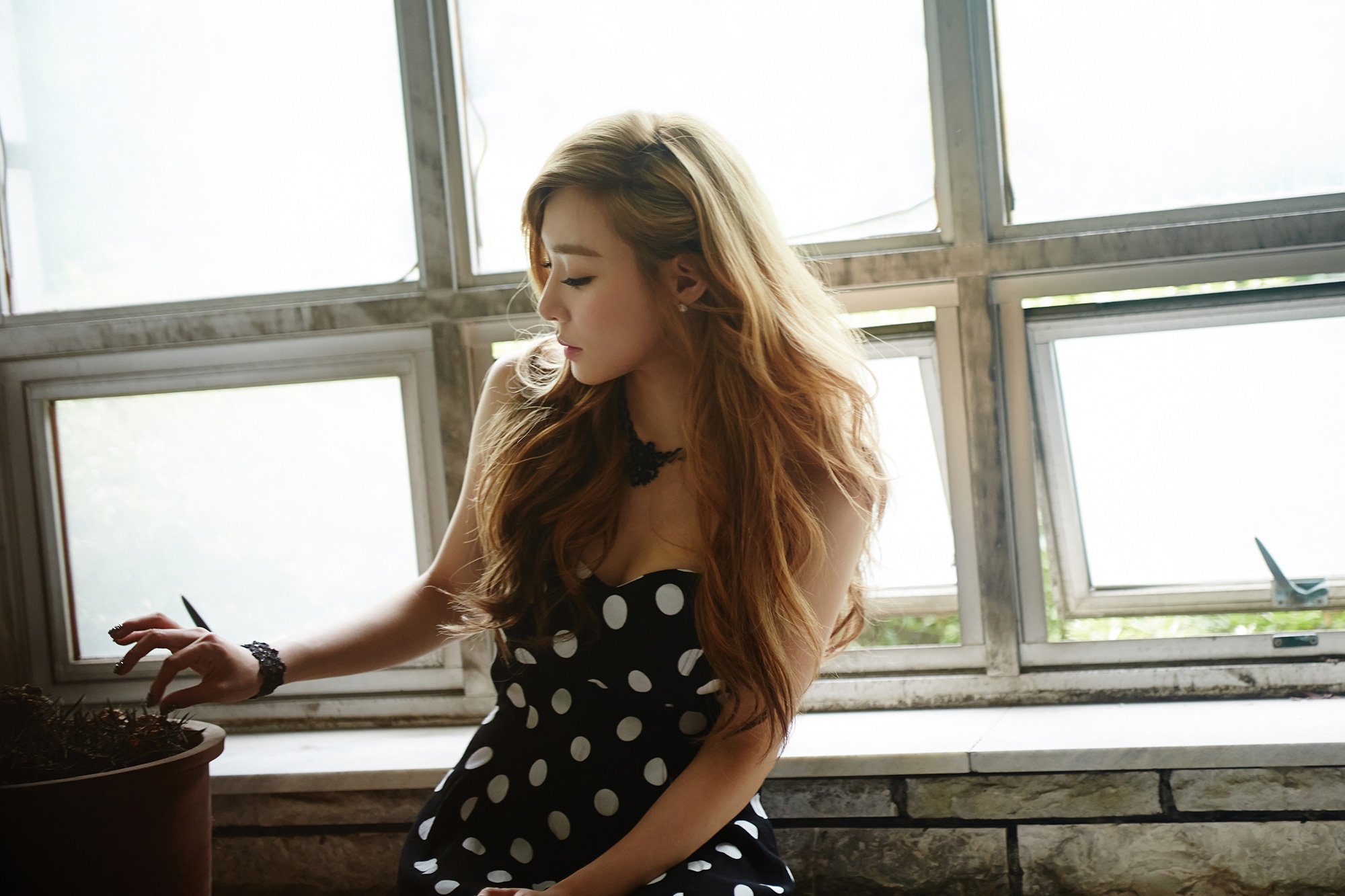 Màn tái xuất của Tiffany cùng TaeTiSeo thu hút nhiều sự chú ý. Ngoài kỳ vọng vào một thành công vang dội