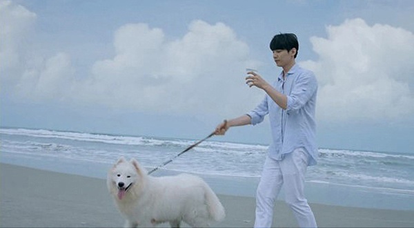 Tài tử Trái tim mùa thu quay cảnh trên bãi biển Đà Nẵng.