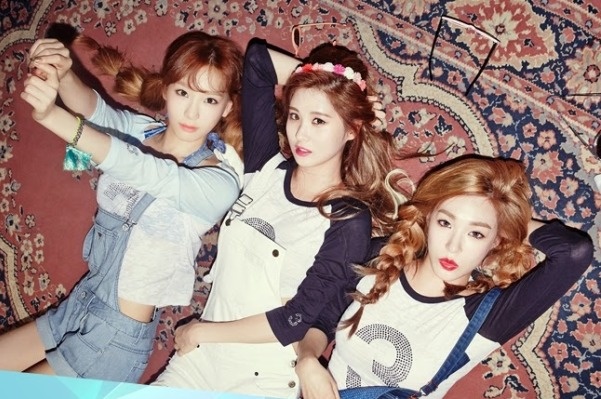 Holler (audio) - TaeTiSeo (SNSD) hinh anh