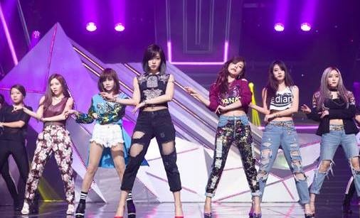 So lan cat canh trong MV Sugar Free (ver.1) - T-ara hinh anh