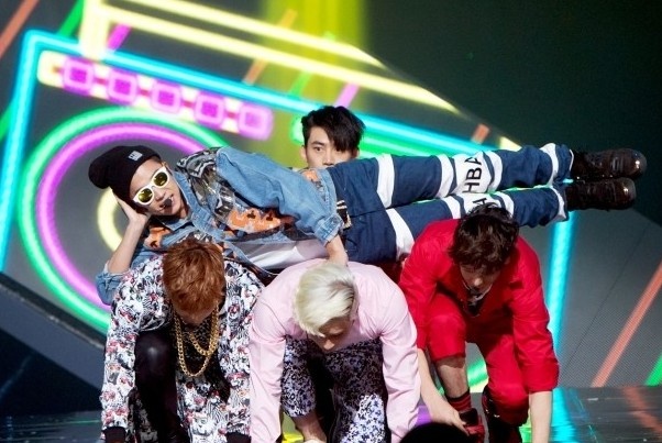 Go Crazy (M!Countdown 25.9) - 2PM hinh anh