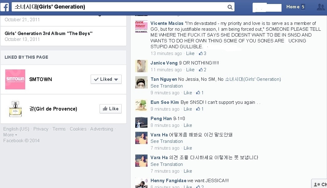 Phản ứng phẫn nộ của fan ngay trên trang Facebook do SM quản lý.