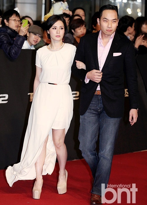 Tyler Kwon từng cặp kè với Chung Hân Đồng năm 2013.