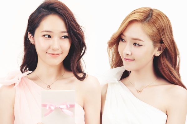 Krystal f(x) o the kho vi scandal cua chi gai Jessica hinh anh