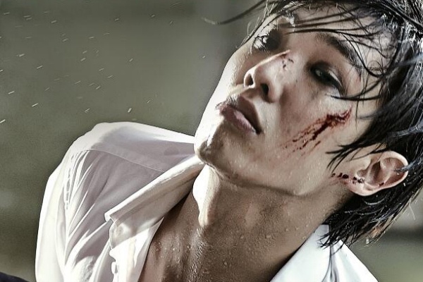 Diễn xuất của Lee Joon trong Rough Play được khen ngợi.