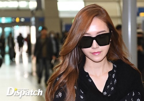 Jessica tại sân bay Incheon, Hàn Quốc sáng 16/10.