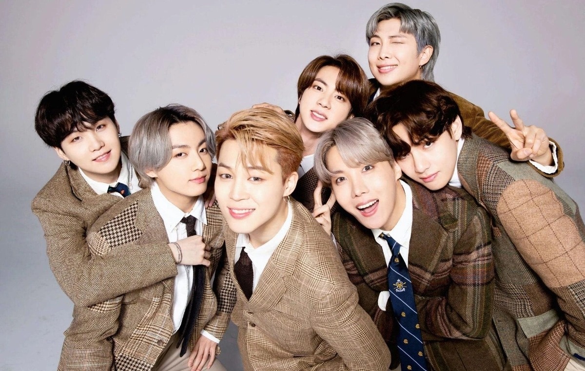 Nhieu nguoi Han Quoc phan doi viec mien nhap ngu cho BTS hinh anh