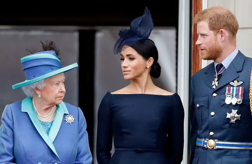 Ly do Meghan Markle khong toi gap Nu hoang Anh lan cuoi hinh anh