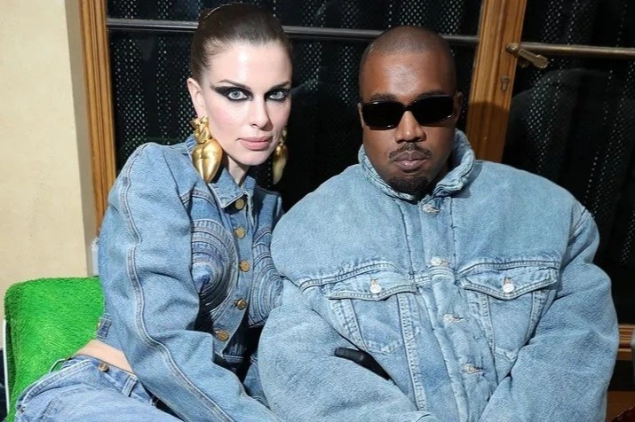 Julia  Fox tu hao vi da roi bo Kanye West hinh anh