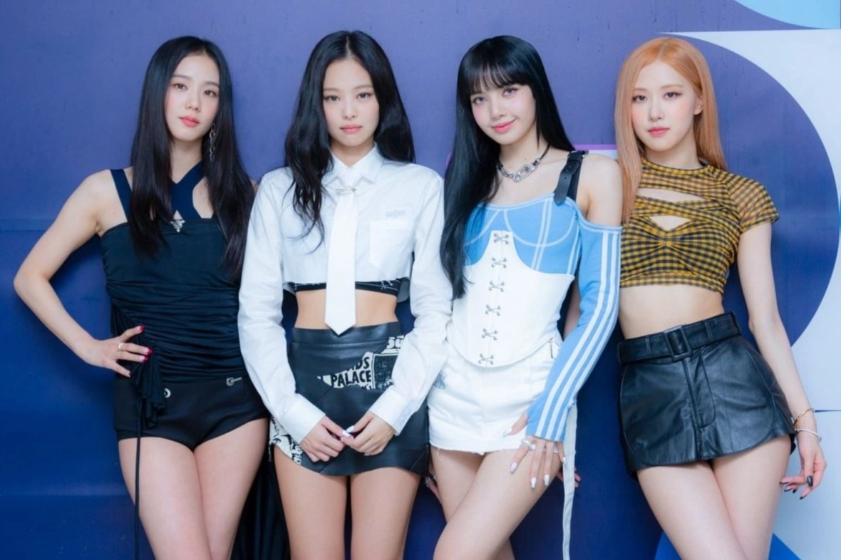 Trang phuc bieu dien cua BlackPink bi che hinh anh