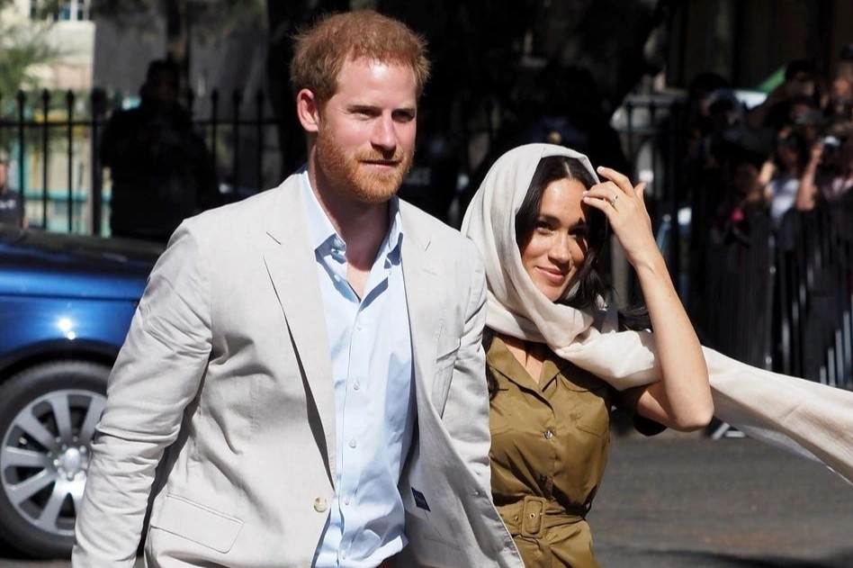 Hoang tu Harry chinh sua phim sau khi Nu hoang Anh qua doi hinh anh