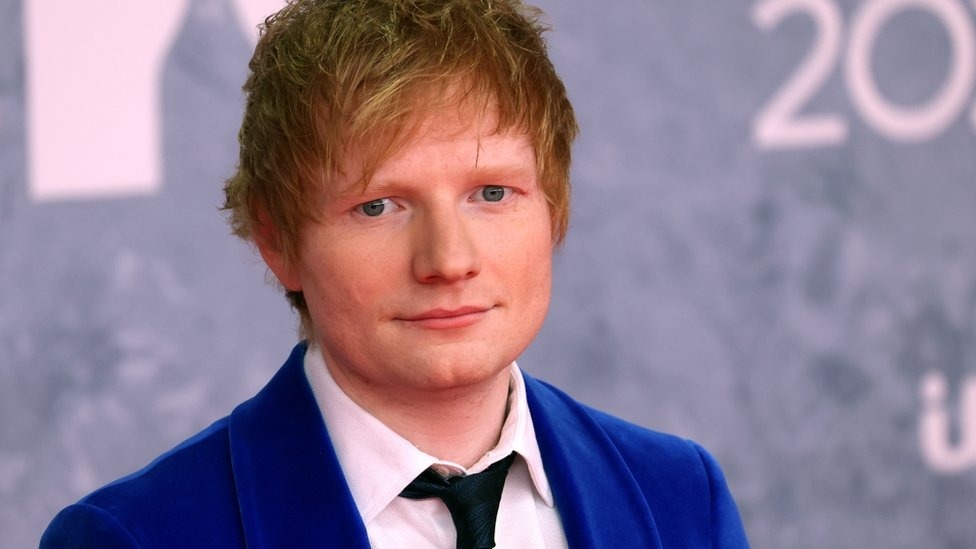 Ed Sheeran hau toa vi bi to dao nhac hinh anh
