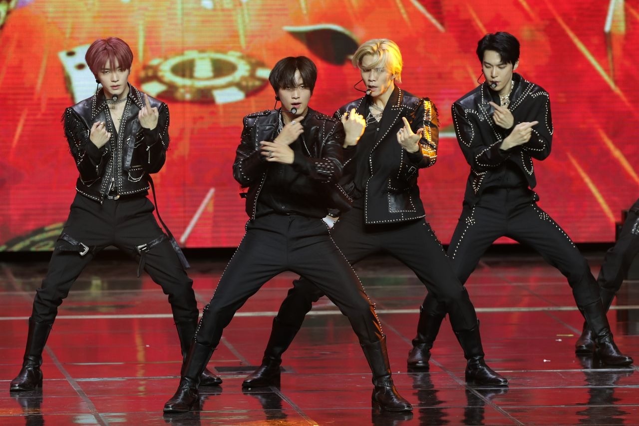 Siet chat an ninh concert cua NCT 127 sau khi bi doa danh bom hinh anh