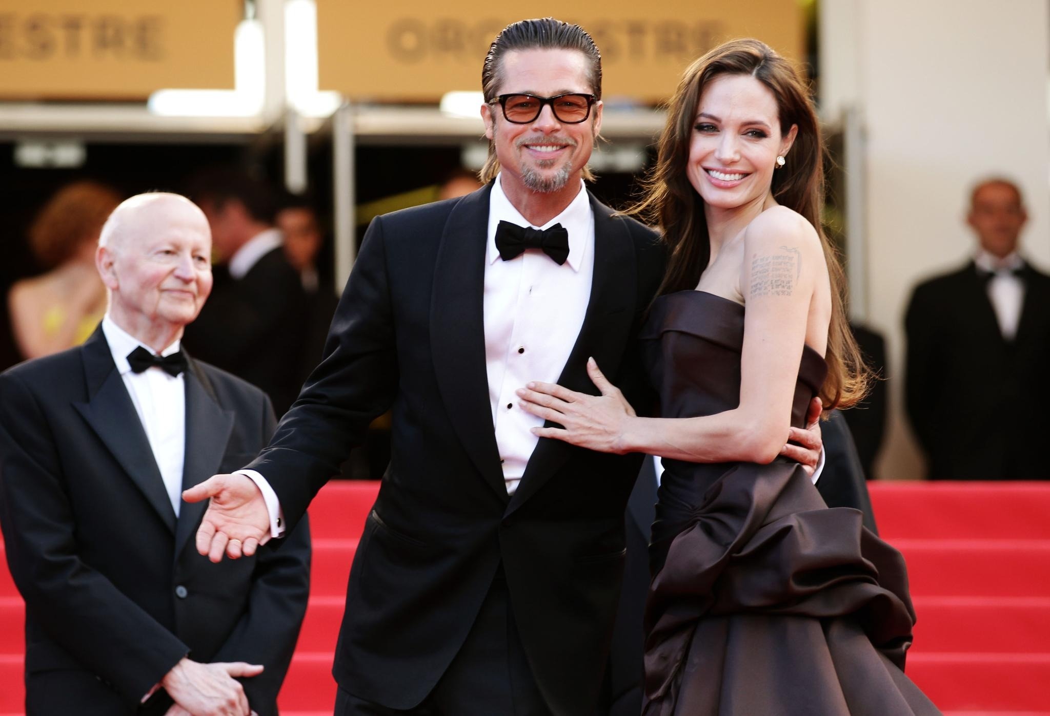 Brad Pitt to Angelina Jolie co tinh tra thu hinh anh