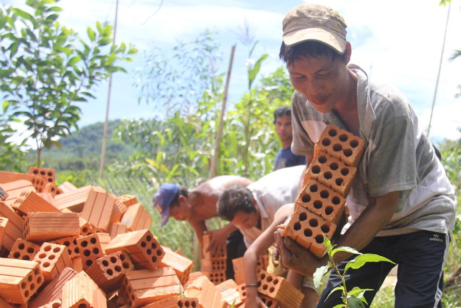 'Nguoi rung' hon ho xay dung nha moi hinh anh