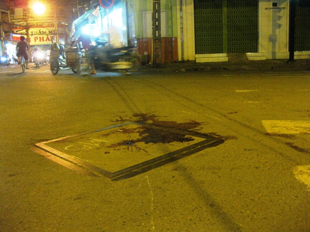 Truy sat kinh hoang giua pho, mot nguoi chet hinh anh