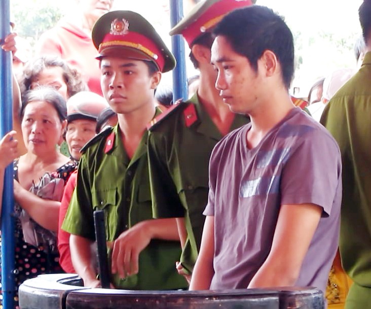 Ke dam chet sinh vien o lang dai hoc lanh an chung than hinh anh